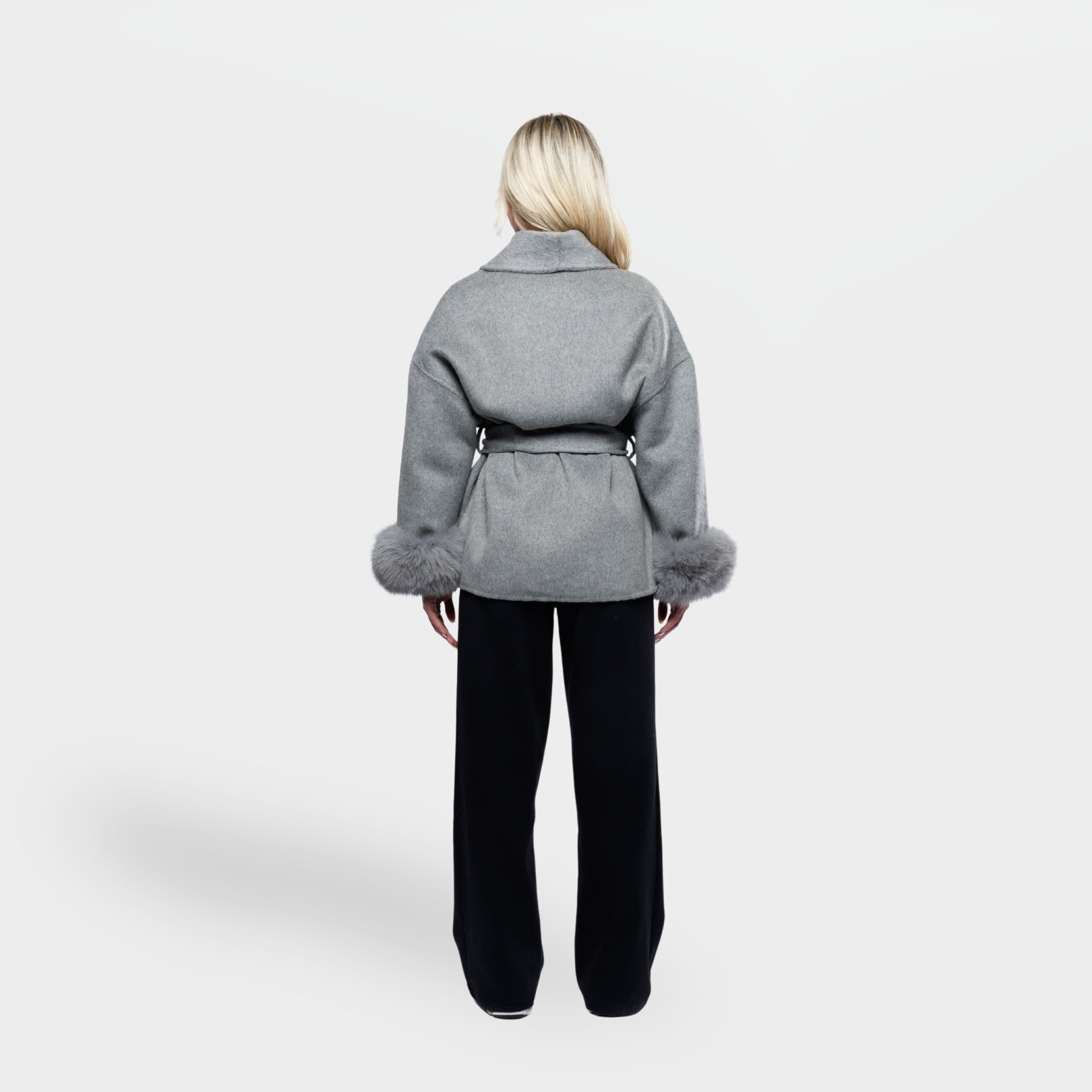 Celeste Luxe Płaszcz – Zimowy Glamour w Najlepszym Wydaniu