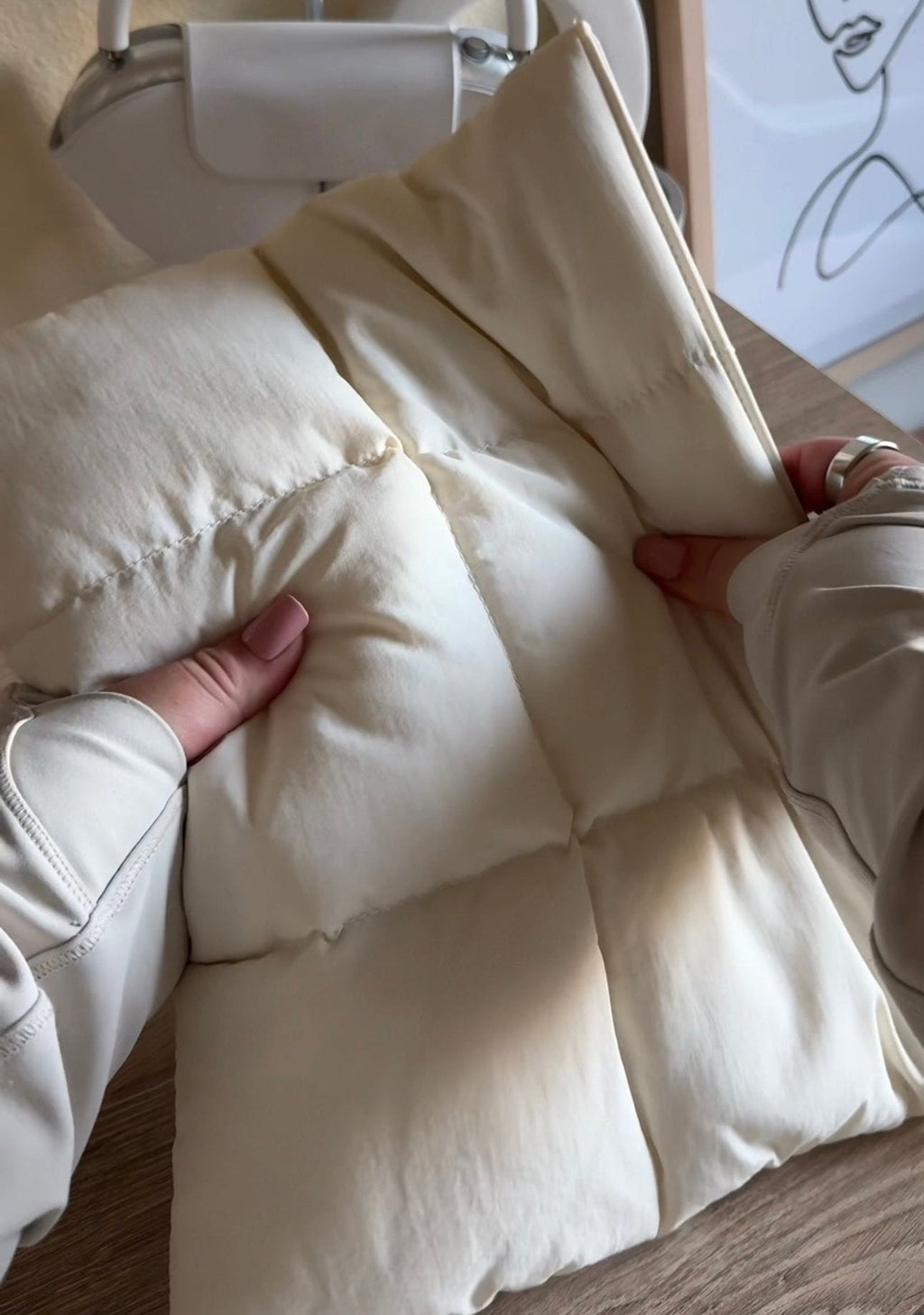 Puchowa Torba na Laptopa Cloudy – Stylowa, Miękka i Ochronna ☁️💻