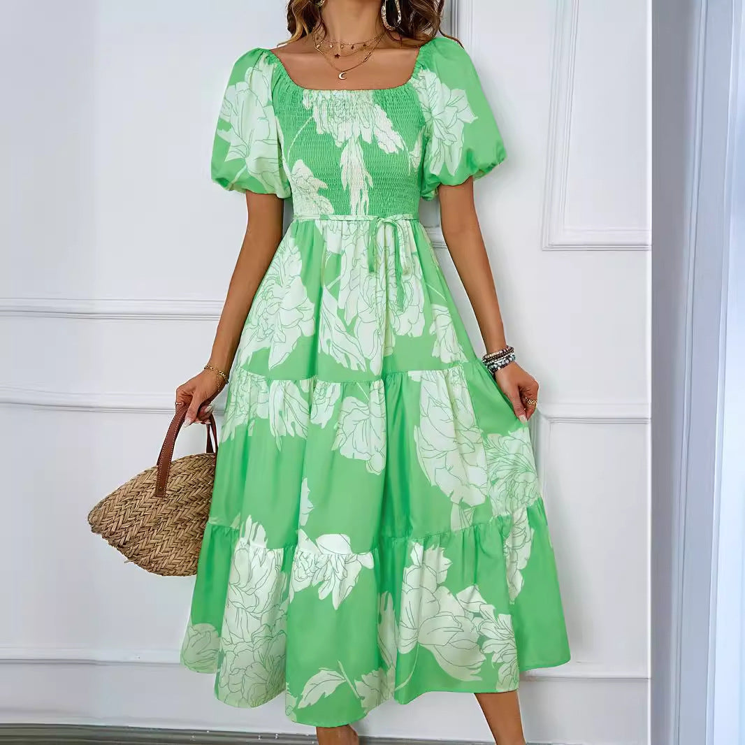 Stela z odkrytymi ramionami Midi z eleganckimi detalami