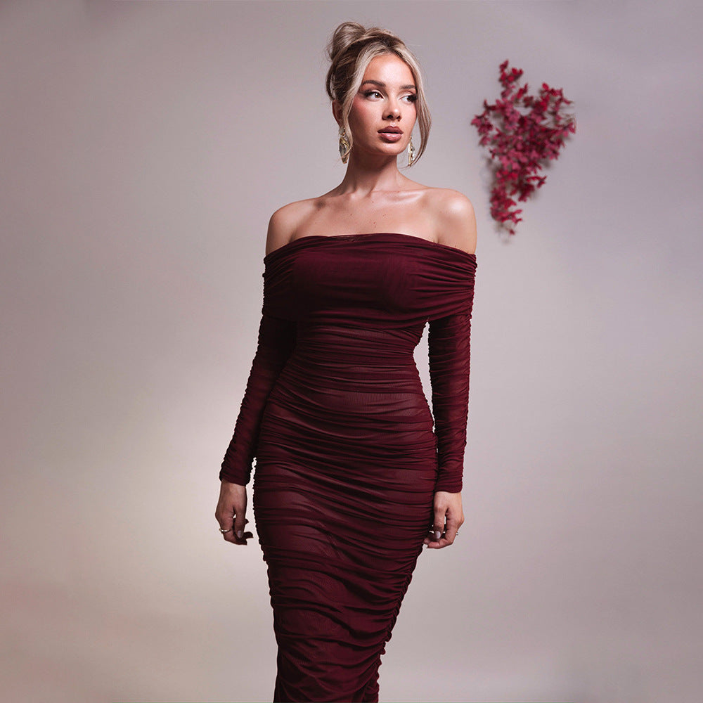 Yara | Suknia Maxi z odkrytymi ramionami, ozdobnymi fałdami i falbankami