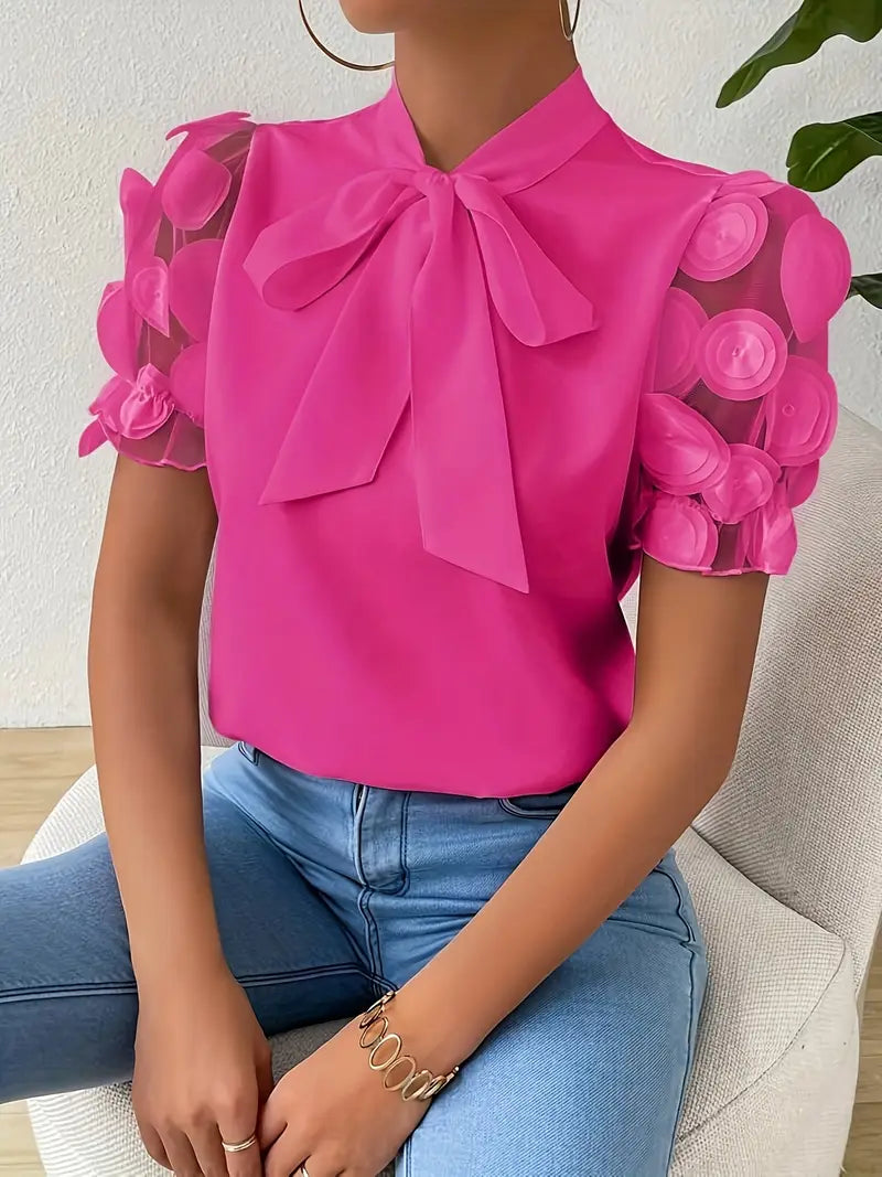 Mode Outlet | Elegancka Bluzka z Detalem Wstążki i Rękawami z Siateczki