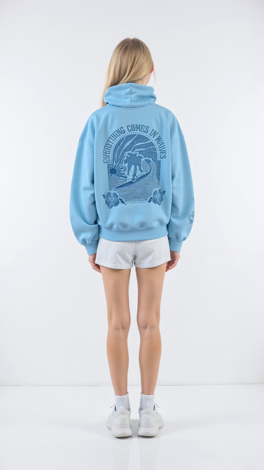 Damska bluza z haftowanym wzorem na plecach | Wygodny kangurek z kapturem